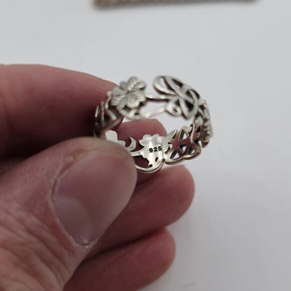 Size 8.25 Sterling Silver Beautiful Flower Celtic Band Ring A3159 - Picture 5 of 8